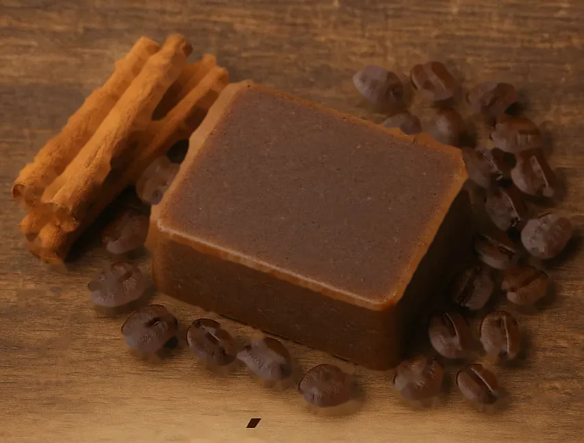 Jabón artesanal de café y canela de Los Aromas de Rafa